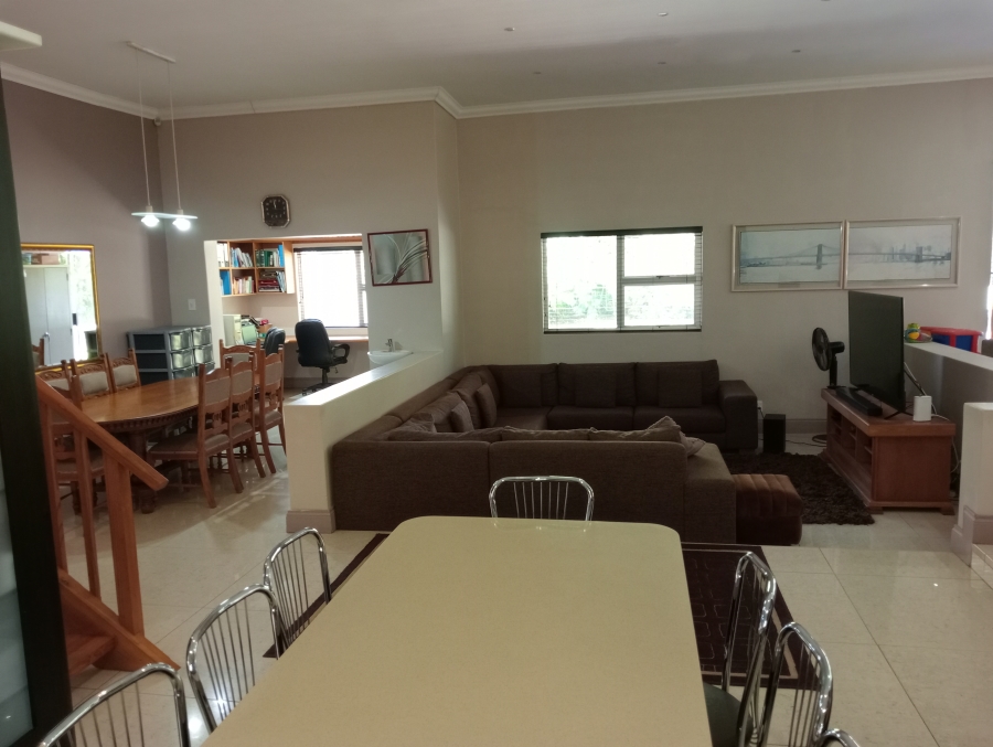 6 Bedroom Property for Sale in Vanes Estate Eastern Cape